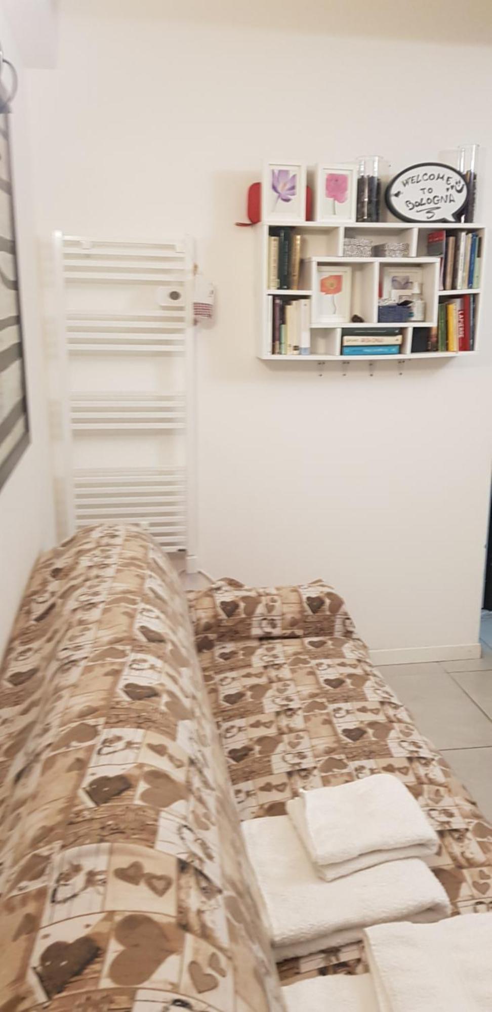 Affection Apartment Bologna Bagian luar foto